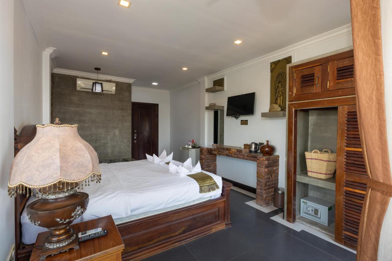 The Five Senses Boutique 3*